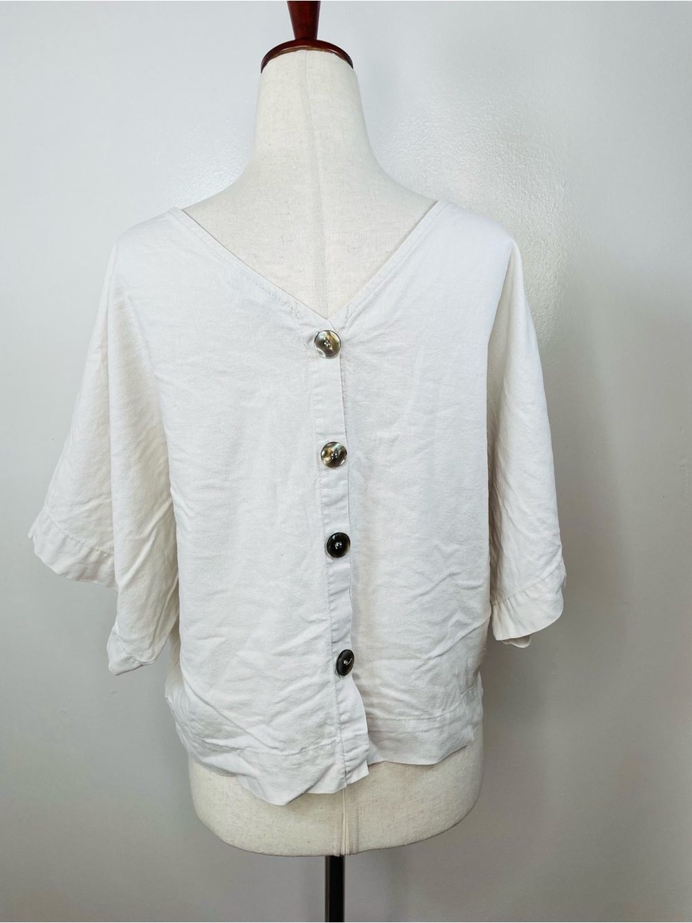 gracemade Button Back Jordan Reversible Top - Picture 6 of 12